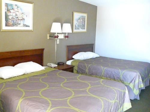 Super 8 By Wyndham Childress Quarto foto